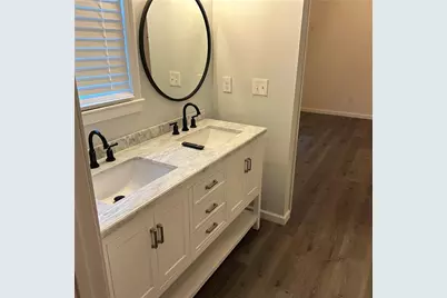 2210 Chaparral Drive, Snellville, GA 30078 - Photo 9