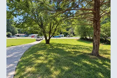 6204 River Run Circle, Gainesville, GA 30506 - Photo 7