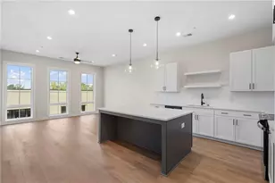 990 Bibbs Circle, Atlanta, GA 30318 - Photo 11