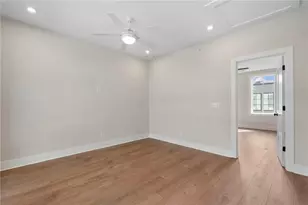 990 Bibbs Circle, Atlanta, GA 30318 - Photo 15