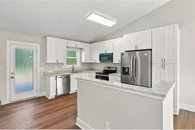 6035 Daffodil Drive, Flowery Branch, GA 30542 - Photo 7
