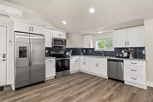 6054 Dogwood Cir, Buford, GA 30518 - Photo 45