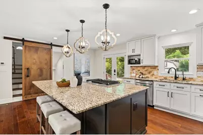 6054 Dogwood Circle, Buford, GA 30518 - Photo 11