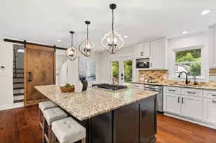 6054 Dogwood Cir, Buford, GA 30518 - Photo 11