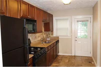 583 Colonial Circle SE, Marietta, GA 30060 - Photo 5