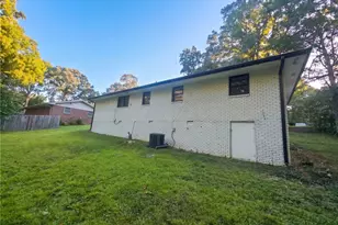 6489 N Sweetwater Rd, Lithia Springs, GA 30122 - Photo 5