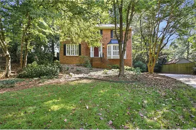 305 Old Tree Trace, Roswell, GA 30075 - Photo 1