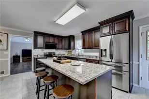 1975 Wynfield Point Dr, Buford, GA 30519 - Photo 17