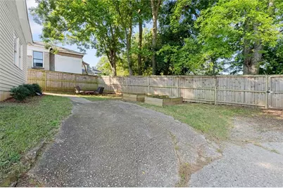 684 Kennesaw Avenue NE, Atlanta, GA 30308 - Photo 43