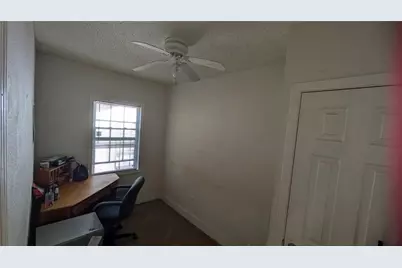2042 Arlington Circle NW, Atlanta, GA 30318 - Photo 7