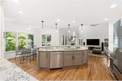 6256 Woodlore Drive NW, Acworth, GA 30101 - Photo 9