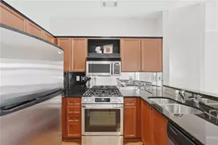 4254 River Green Dr NW, Atlanta, GA 30327 - Photo 9
