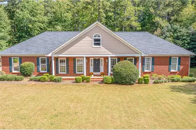 560 Saddle Crest Drive, Roswell, GA 30075 - Photo 1