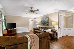 560 Saddle Crest Dr, Roswell, GA 30075 - Photo 13