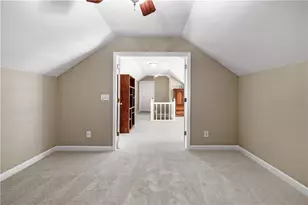 560 Saddle Crest Dr, Roswell, GA 30075 - Photo 43