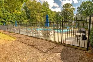 560 Saddle Crest Dr, Roswell, GA 30075 - Photo 49