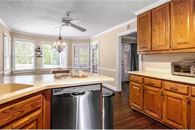 560 Saddle Crest Drive, Roswell, GA 30075 - Photo 31