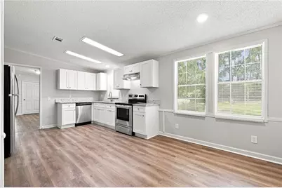 4980 New Horizon Drive, Loganville, GA 30052 - Photo 5