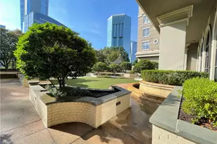 3334 Peachtree Rd NE, Atlanta, GA 30326 - Photo 41