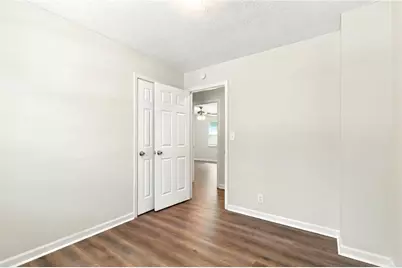 2741 Oxford Drive, Decatur, GA 30034 - Photo 9