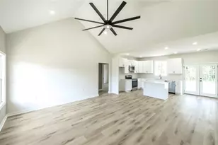 391 Broadway St, Tallapoosa, GA 30176 - Photo 7
