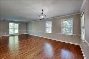 2427 Brookvine Ln, Marietta, GA 30062 - Photo 3