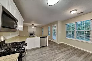 1357 Lamont Dr SW, Mableton, GA 30126 - Photo 5