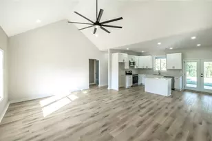 214 Arbacoochee Rd, Tallapoosa, GA 30176 - Photo 5