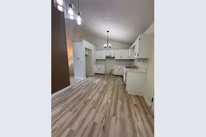 2218 Cody Court, Lithonia, GA 30058 - Photo 5