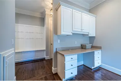 825 Glengate Place, Atlanta, GA 30328 - Photo 35