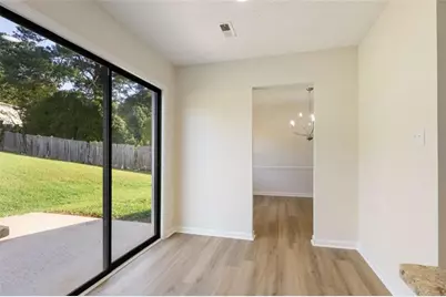 4068 Hunt Way, Rex, GA 30273 - Photo 5