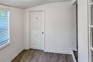 250 1st St SW, Atlanta, GA 30314 - Photo 9