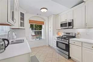 2575 Ravencliff Rd, Atlanta, GA 30349 - Photo 13
