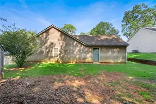 8 Oak St, Newnan, GA 30263 - Photo 27