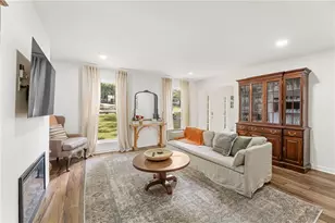 170 Laurel Mill Ct, Roswell, GA 30076 - Photo 5