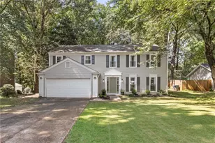 170 Laurel Mill Ct, Roswell, GA 30076 - Photo 1