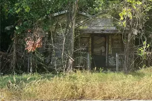 691 Hightower Rd, Macon, GA 31206 - Photo 1