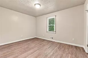 1003 Salisbury Trail, Riverdale, GA 30296 - Photo 15