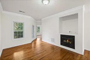 8849 Fairview Bluff Rd, Johns Creek, GA 30022 - Photo 5