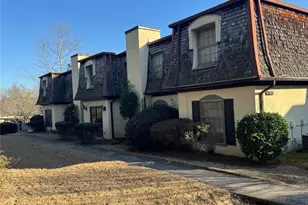 98 Rue Fontaine, Lithonia, GA 30038 - Photo 1