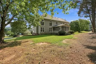 4910 Montclair Trail, Cumming, GA 30040 - Photo 51