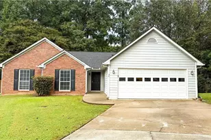 1320 Opal Cir, Lawrenceville, GA 30043 - Photo 1
