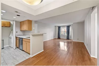 2054 Chastain Park Court NE, Atlanta, GA 30342 - Photo 5
