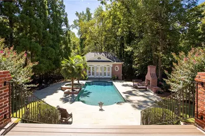 134 Blackland Road NW, Atlanta, GA 30342 - Photo 41