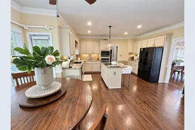 1455 Chinook Court SW, Lilburn, GA 30047 - Photo 11