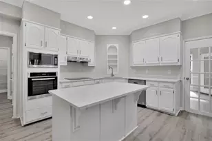 2781 Jen Chris Dr, Snellville, GA 30039 - Photo 9
