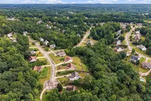 6749 Carriage Walk Ln, Flowery Branch, GA 30542 - Photo 55