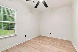 6749 Carriage Walk Ln, Flowery Branch, GA 30542 - Photo 31