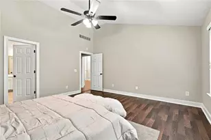 6749 Carriage Walk Ln, Flowery Branch, GA 30542 - Photo 17