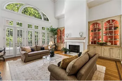 110 Parc Du Chateau, Sandy Springs, GA 30327 - Photo 11